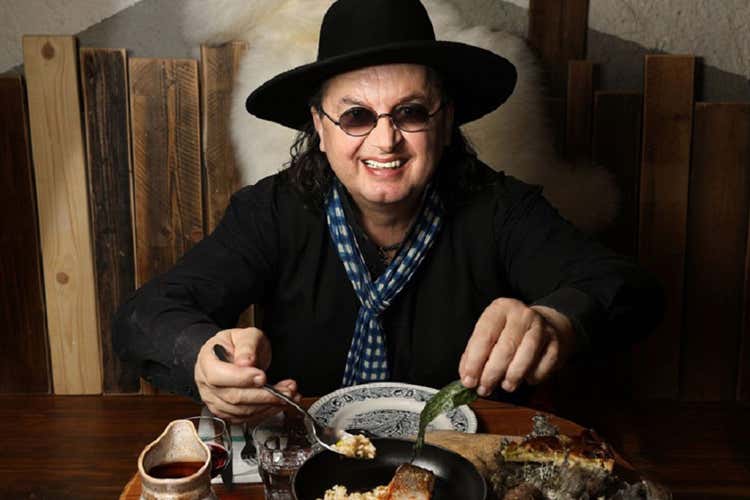 Marc Veyrat (Veyrat denuncia la Michelin «Un’offesa togliermi la terza stella»)