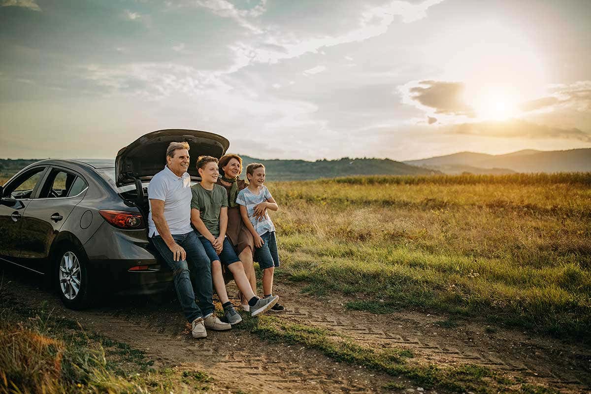 Viaggi in auto? Rischiano di diventare un lusso Carburante più caro, il costo si paga in viaggio e (presto) al supermercato