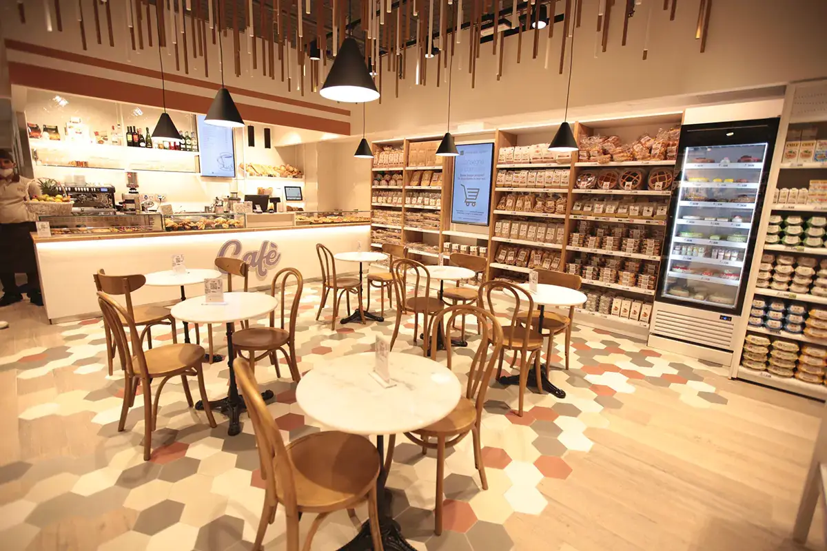 Il Caf&egrave; all'interno di Viaggiator Goloso al Coin Excelsior di Milano Moda e cibo si incontrano, il Viaggiatore Goloso fa tappa da Coin Excelsior