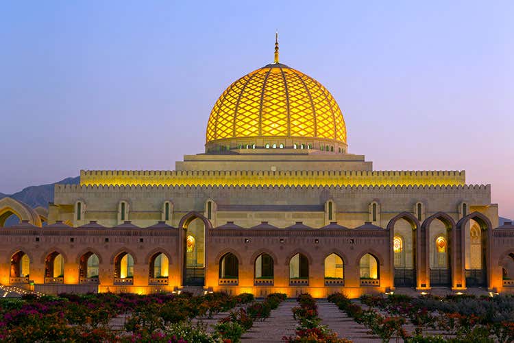 (In viaggio lungo la via dell'incenso Oman, tra deserto e tradizioni)