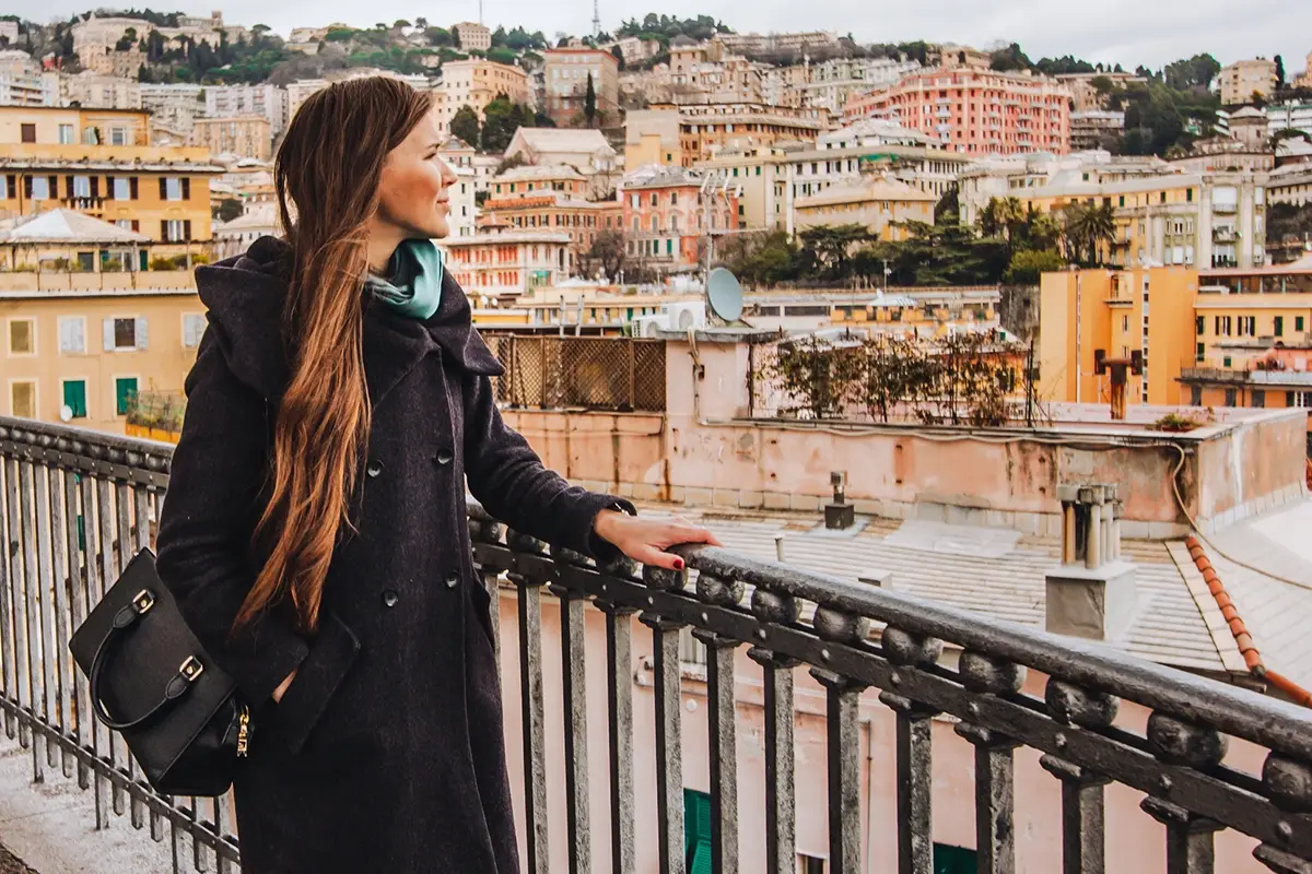 Nel 2020 il turismo ha perso 4 volte pi&ugrave; degli altri settori 