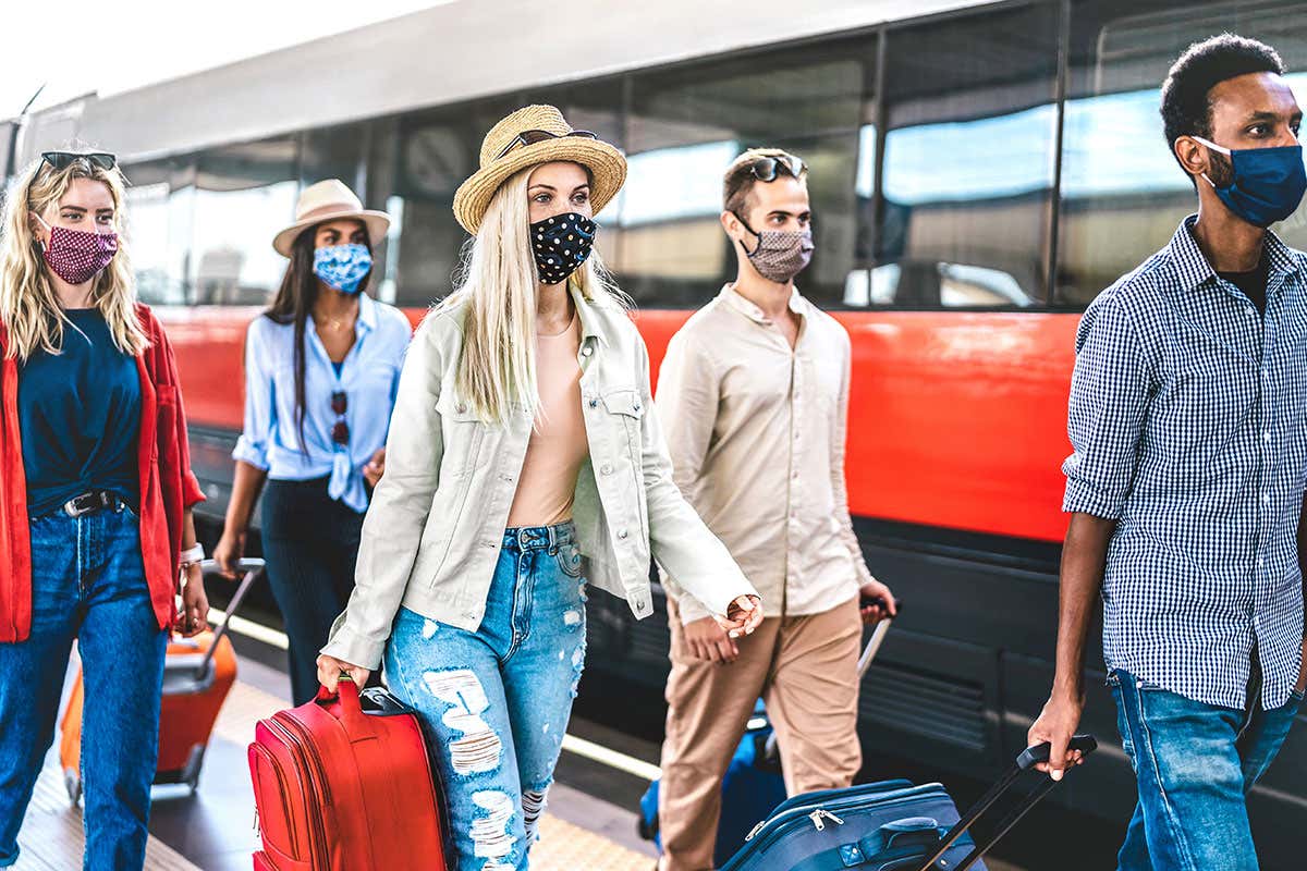 Via al controesodo Rientro dalle vacanze per 2 italiani su 3. Ecco le regole anti-Covid da rispettare