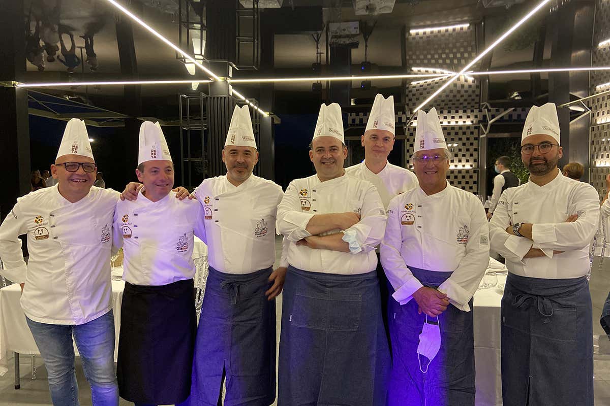 I cuochi dei ristoranti del circuito Vicoli&Sapori&nbsp; Ottobre alla scoperta della Salsiccia Tradizionale di Palazzolo Acreide