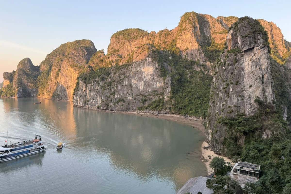 Ha Long, una delle nuove sette meraviglie naturali del mondo