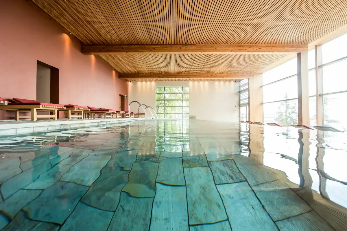 L'area benessere, il plus dell'offerta Vigilius mountain resort, tra comfort e design un soggiorno totalmente green