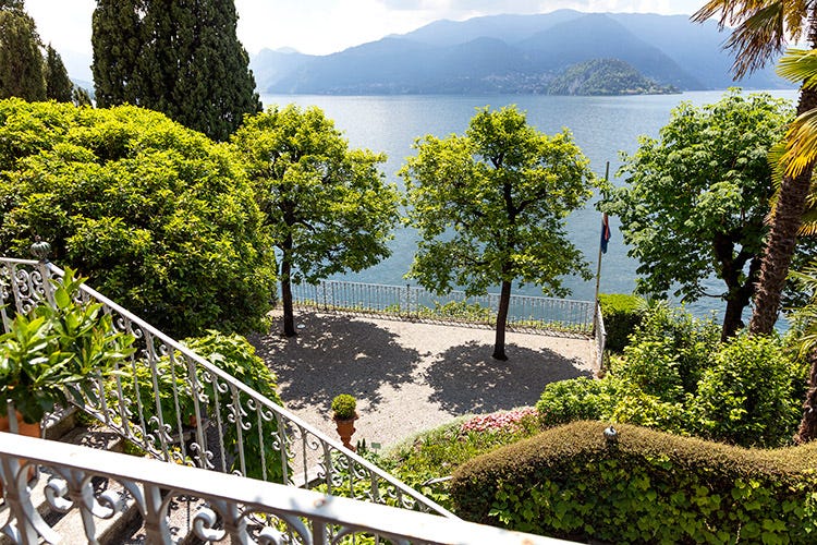 (Villa Cipressi sul lago di Como Il Gruppo R Collection cresce)
