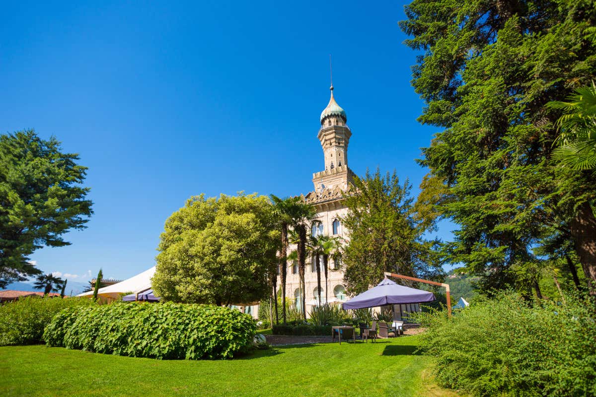 A Villa Crespi, in Piemonte, si produce miele da cinque anni Miele: un tour in Italia e nel mondo alla scoperta dell'apicoltura