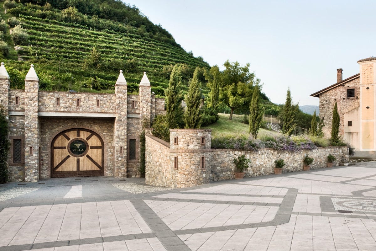 Villa Franciacorta sul podio mondiale all'International Wine Challenge