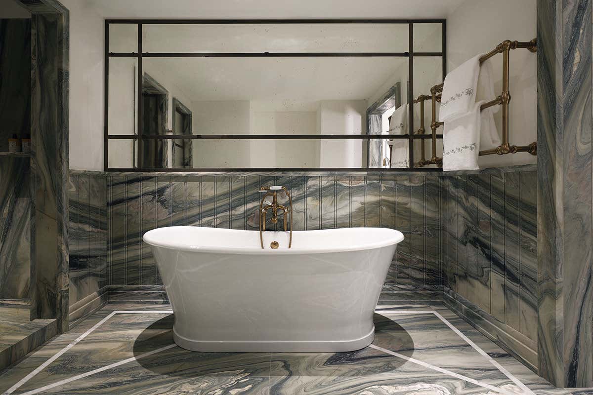 Il bagno della suite Botanica di Villa San Michele