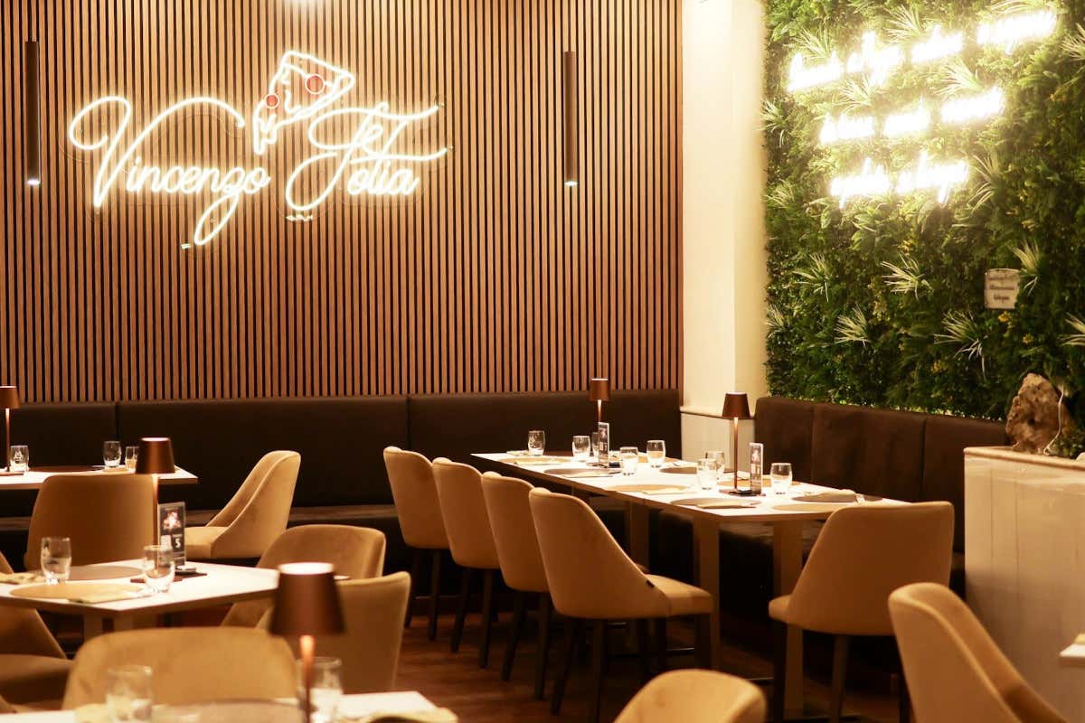 In Calabria la scuola napoletana della pizza ha il suo artigiano In Calabria la scuola napoletana della pizza ha il suo artigiano