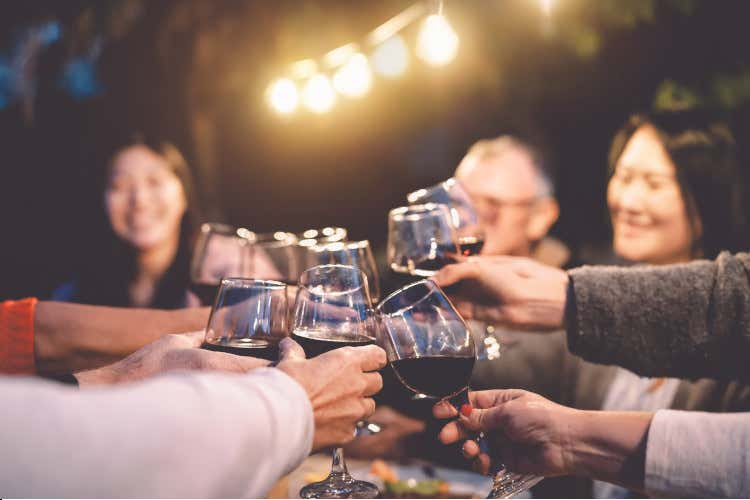 Vino in Asia, export a due velocità: male Cina e bene in Giappone