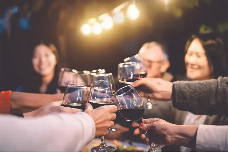 Vino in Asia, export a due velocit&agrave;: male Cina e bene in Giappone