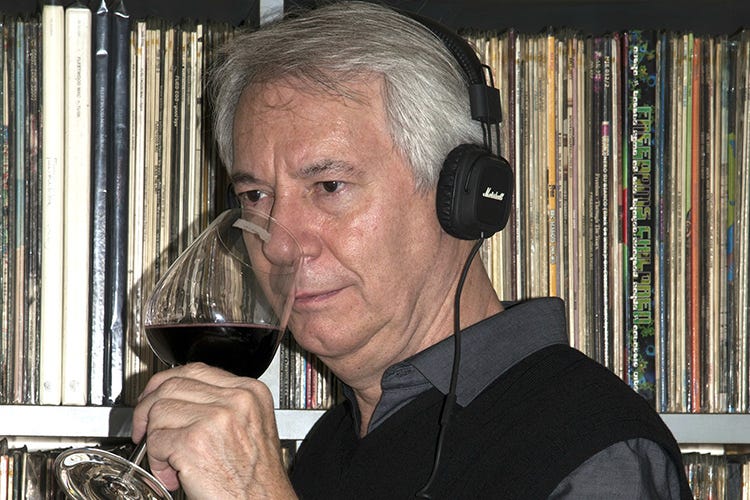 Paolo Scarpellini (Vini da ascoltare, musica da bere Serata speciale al The View Lugano)