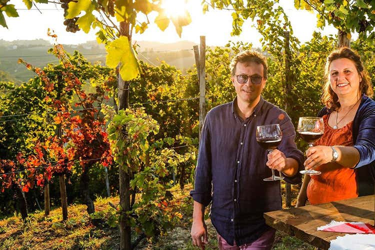 Stefano Torre e Lucia Maggi - Possessione Sparano Capelli Vino green da oltre un secolo