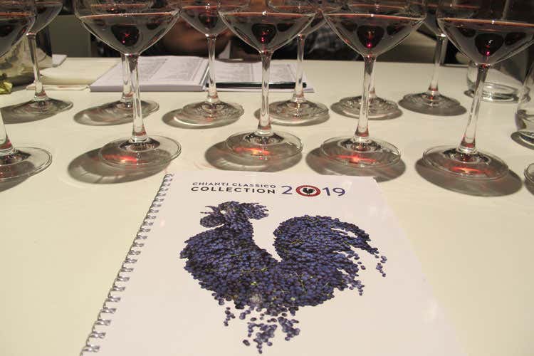 (Vini toscani, il popolo della rete premia il Rosso di Montalcino e il Chianti Docg)