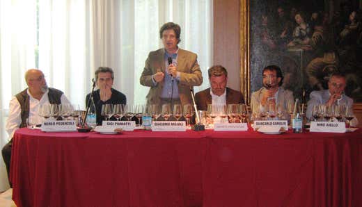 da sinistra: Nereo Pederzoli, Gigi Piumatti, Giacomo Mojoli, Mamete Prevostini, Giancarlo Gariglio e Nino Aiello da sinistra: Nereo Pederzoli, Gigi Piumatti, Giacomo Mojoli, Mamete Prevostini, Giancarlo Gariglio e Nino Aiello