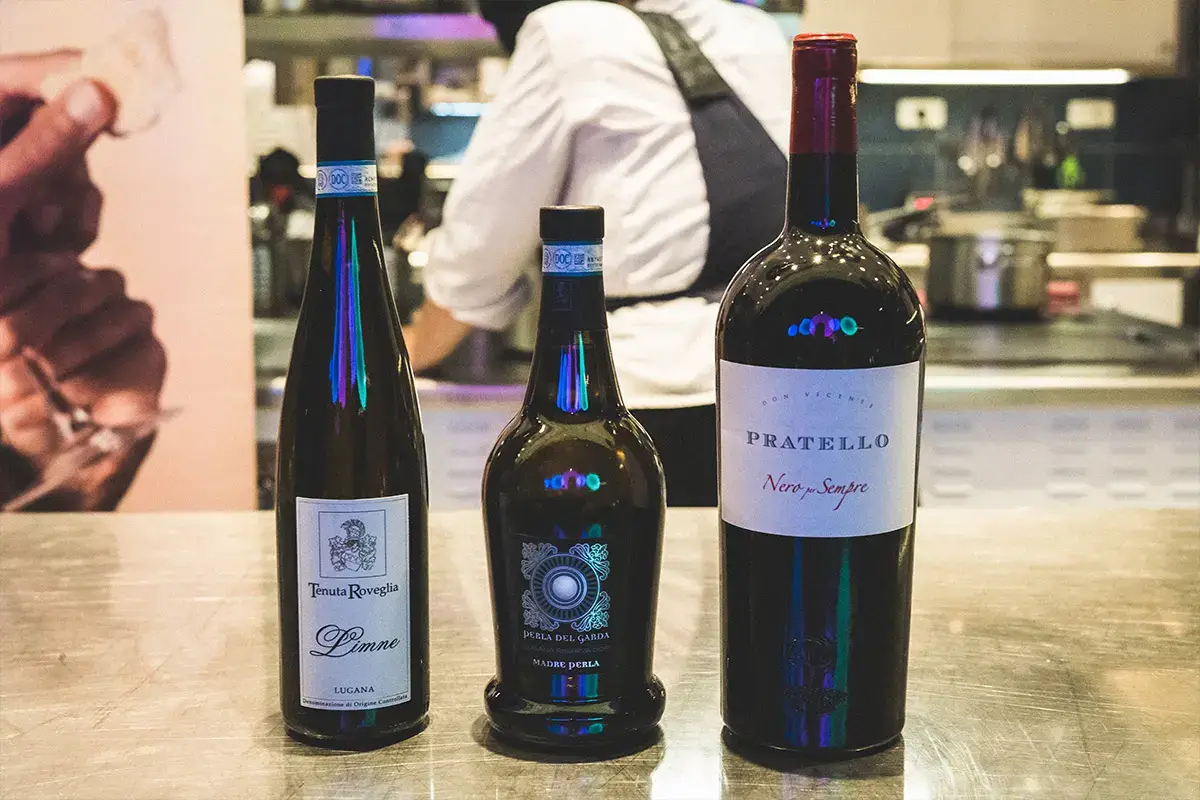 &ldquo;Limne&rdquo; Lugana Doc 2021 - Azienda Tenuta Roveglia, &ldquo;Madre Perla&rdquo; Lugana Dop Riserva 2018 - Azienda Perla Del Garda, &ldquo;Nero Per Sempre&rdquo; Garda Rosso Doc 2019 - Azienda Agricola Pratello Viva! &ldquo;Nati per Stare insieme&rdquo; torna a Milano