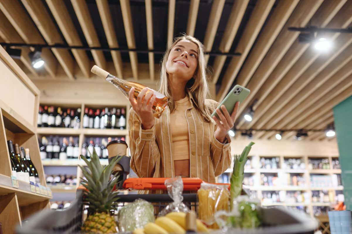 Vini in promo al supermercato: inizio 2024 promettente sui volantini