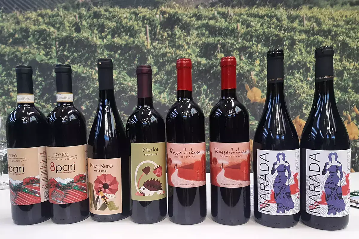 &Egrave; sociale un&rsquo;etichetta su tre acquistata dagli italiani Resiste il trend dei vini solidali: antidoto contro guerra e crisi