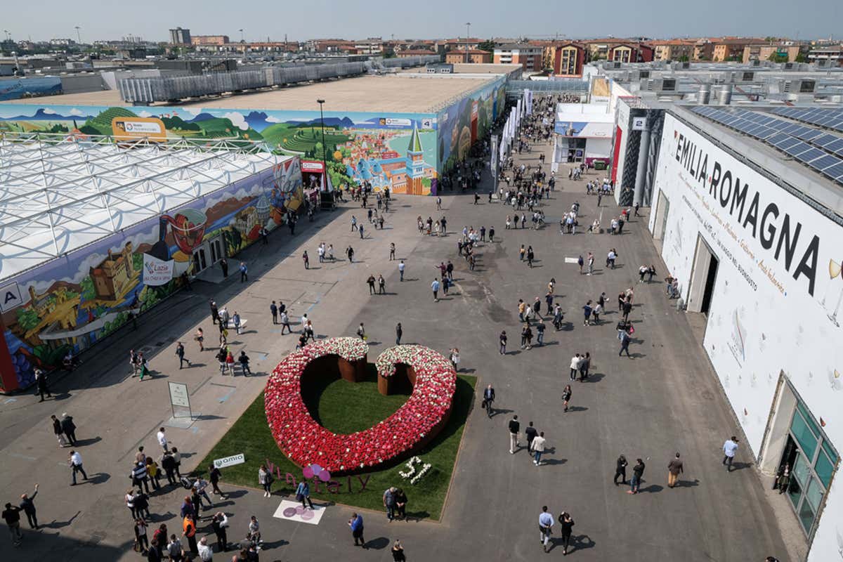 Vinitaly veduta aerea Vinitaly: pronta la 54ª edizione con oltre 4mila espositori