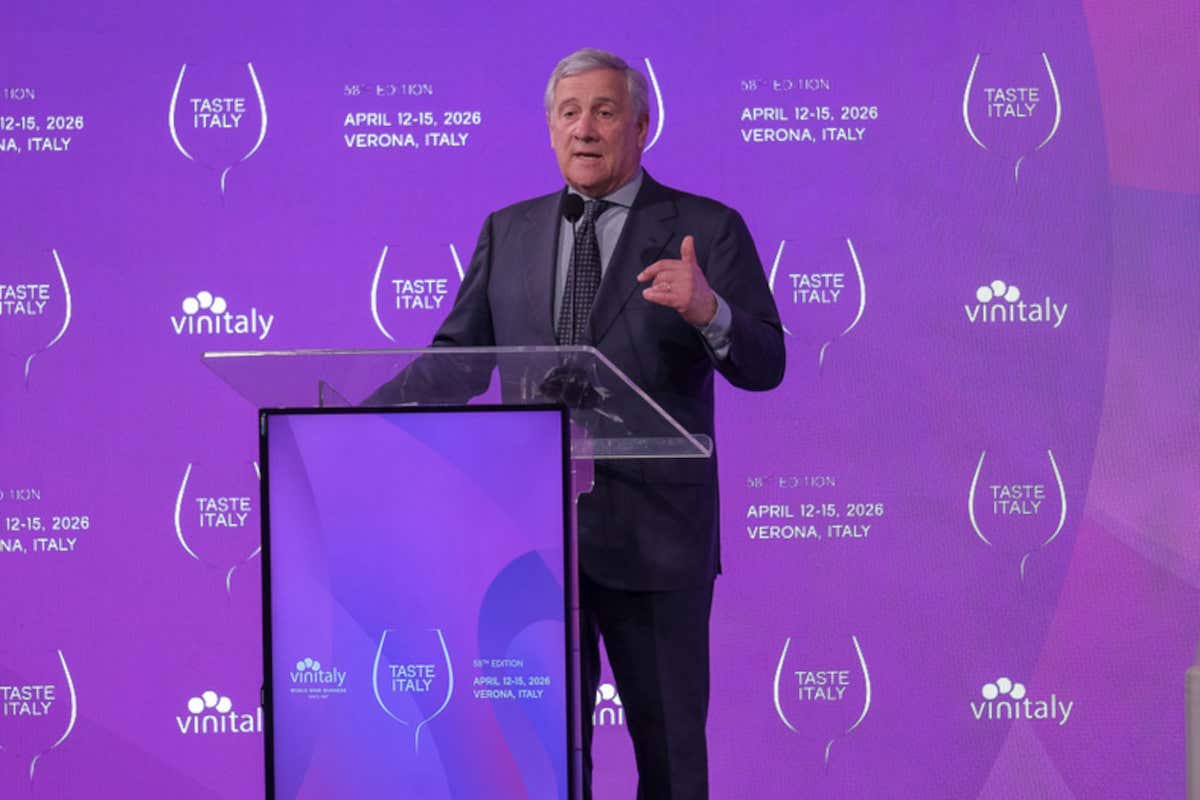 Il vino d’eccellenza italiano fa rotta verso Cina, Giappone e India per Grandi Cru d’Italia