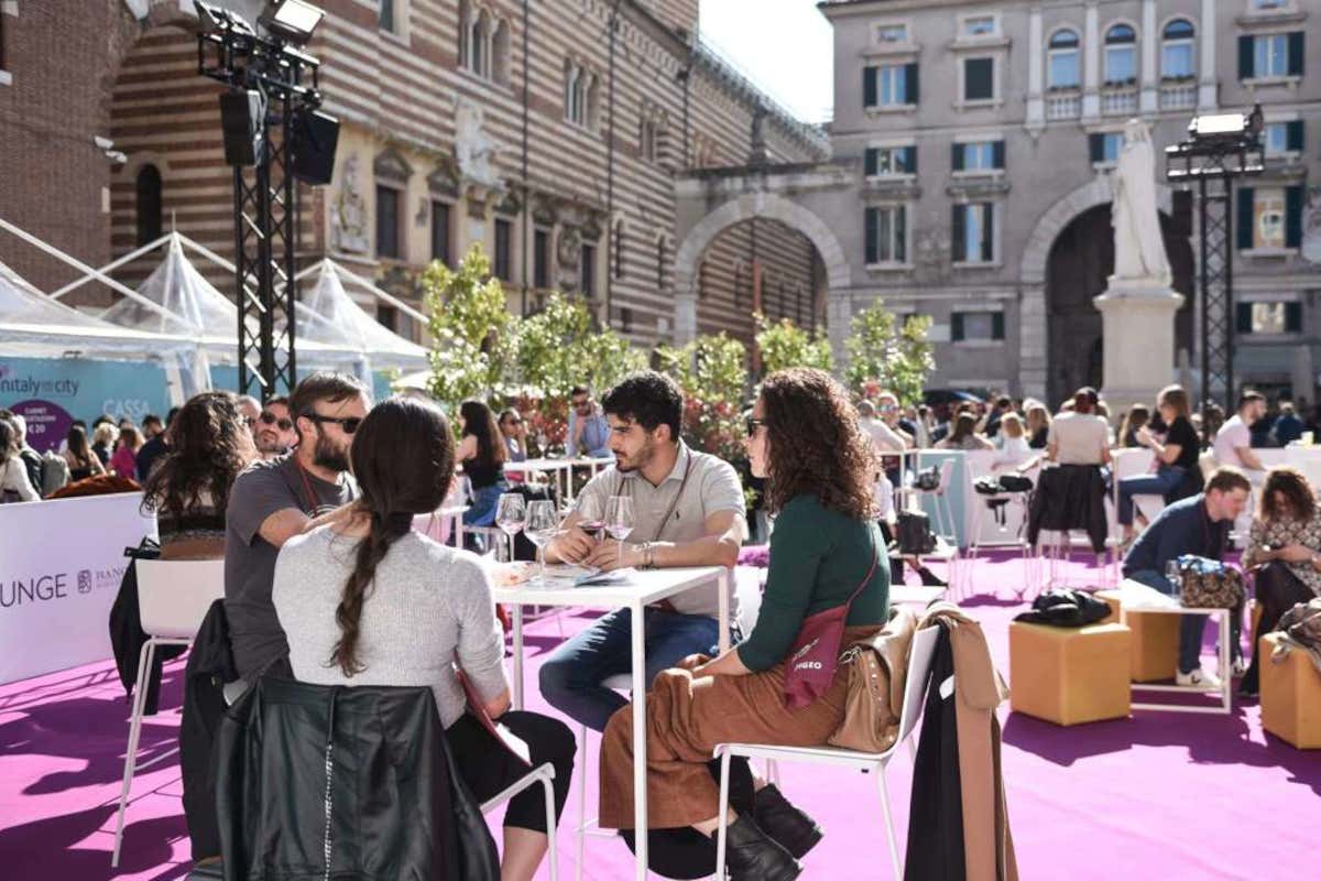 Torna anche Vinitaly and the City, evento pop che si svolge nel centro di Verona