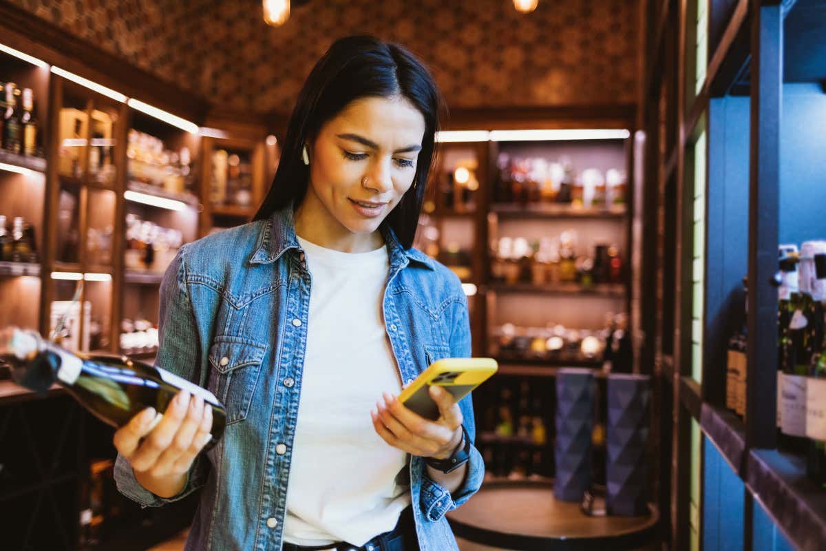 Il vino italiano è sempre più social  Vino italiano sempre più digitale: Mezzacorona la cantina più social