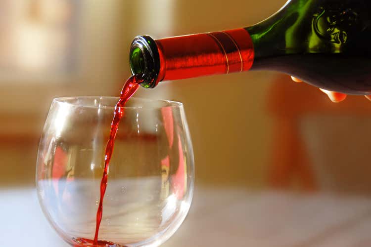 Vino fermo italiano, +39% in Cina Calo invece dell'import in Russia e Brasile Vino fermo italiano, +39% in Cina Calo invece dell'import in Russia e Brasile