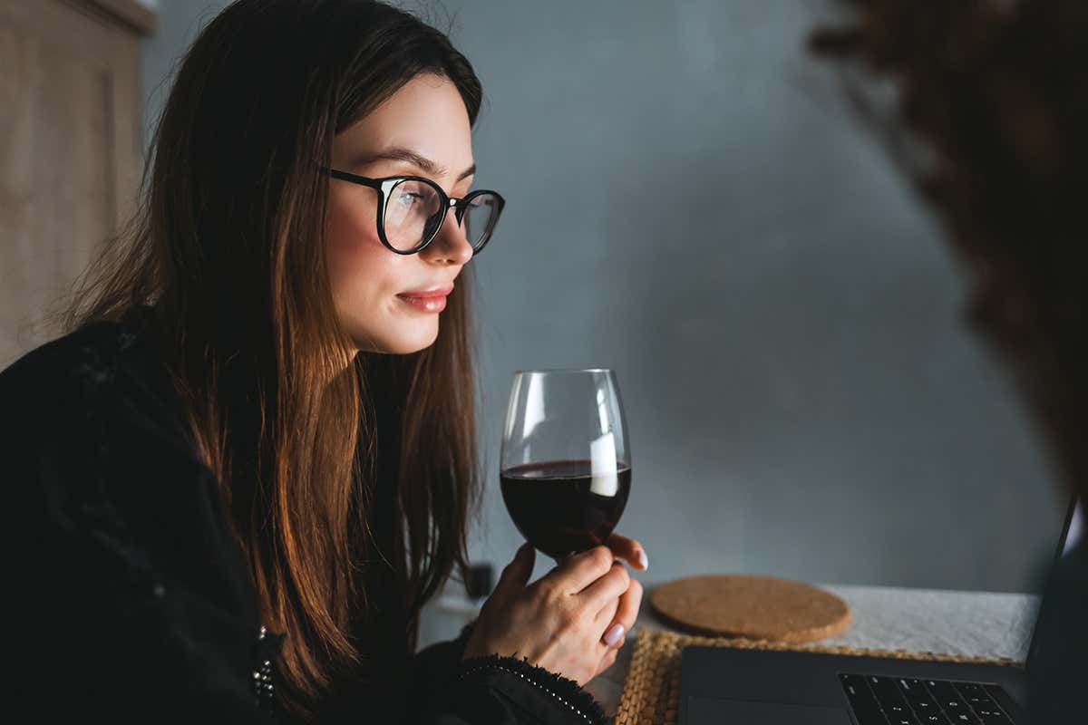 I Millennials sono sempre più competenti sul mondo del vino Il vino dopo i lockdown tra sommelier virtuali e prospettive per i ristoratori I Millennials sono sempre più competenti sul mondo del vino Il vino dopo i lockdown tra sommelier virtuali e prospettive per i ristoratori