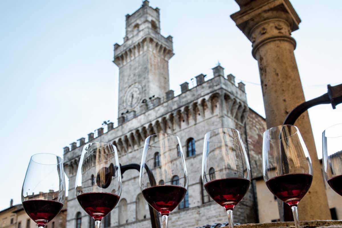 Vino Nobile a Montepulciano  Passato, presente e futuro in una bottiglia di Nobile di Montepulciano