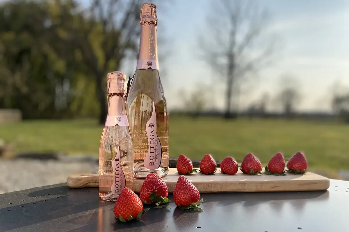 Il Vino dei Poeti Prosecco Ros&eacute; Doc Il Vino dei Poeti di Bottega, uno spumante ros&eacute; vivace e versatile