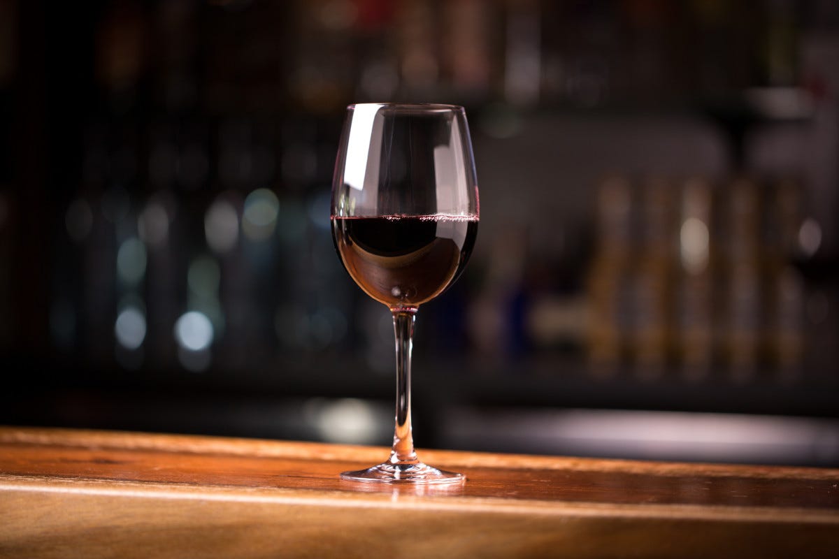 Che cosa sono i vini dealcolati e qual è la situazione in Italia?