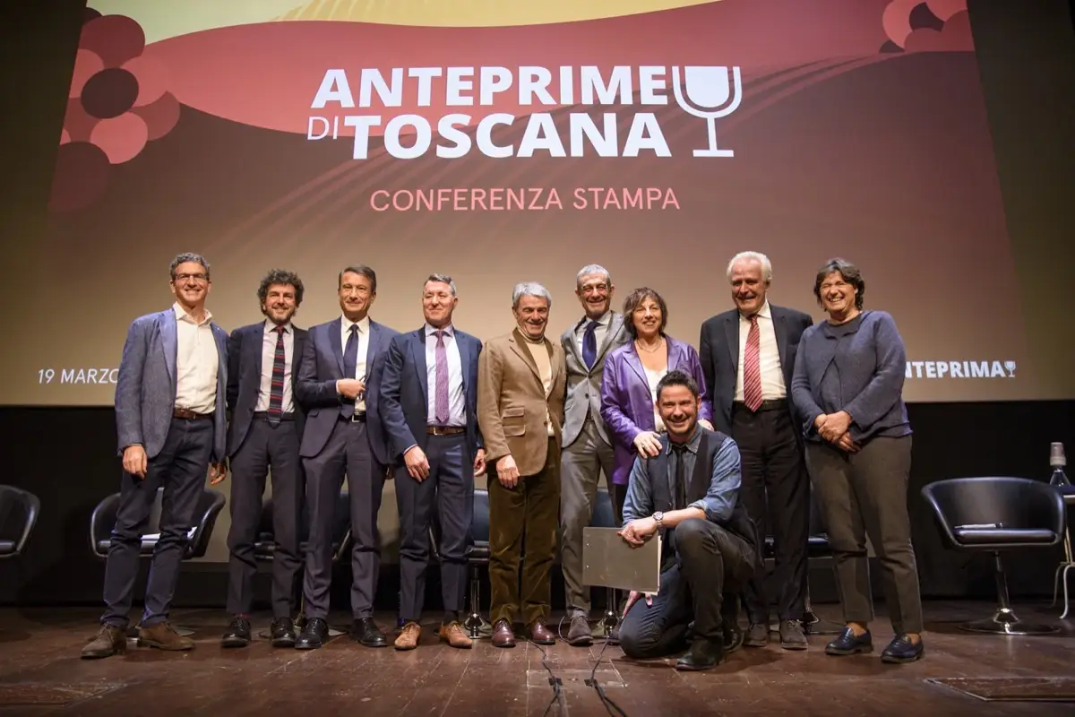 Un momento dell'evento&nbsp; A PrimAnteprima i vini toscani si raccontano: scende la produzione, aumenta l'export