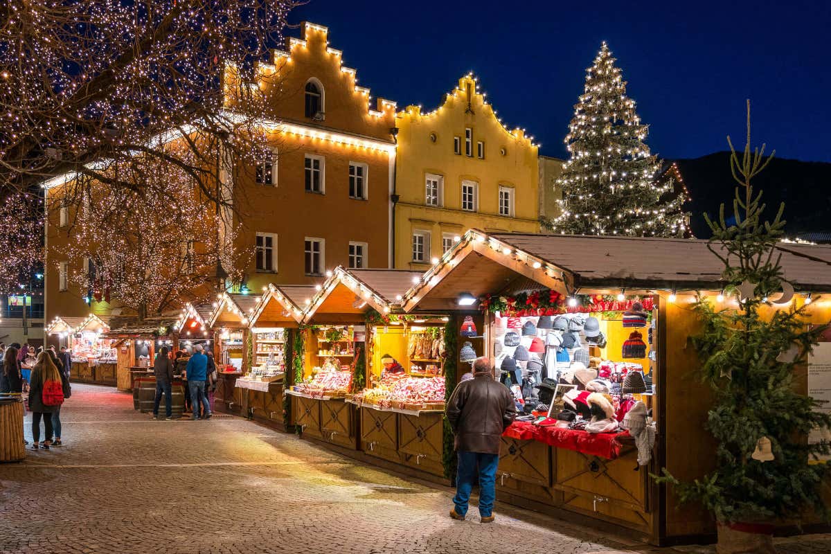 Vipiteno e il richiamo delle Campane di Natale: atmosfere e orari del mercatino Vipiteno e il richiamo delle Campane di Natale: atmosfere e orari del mercatino