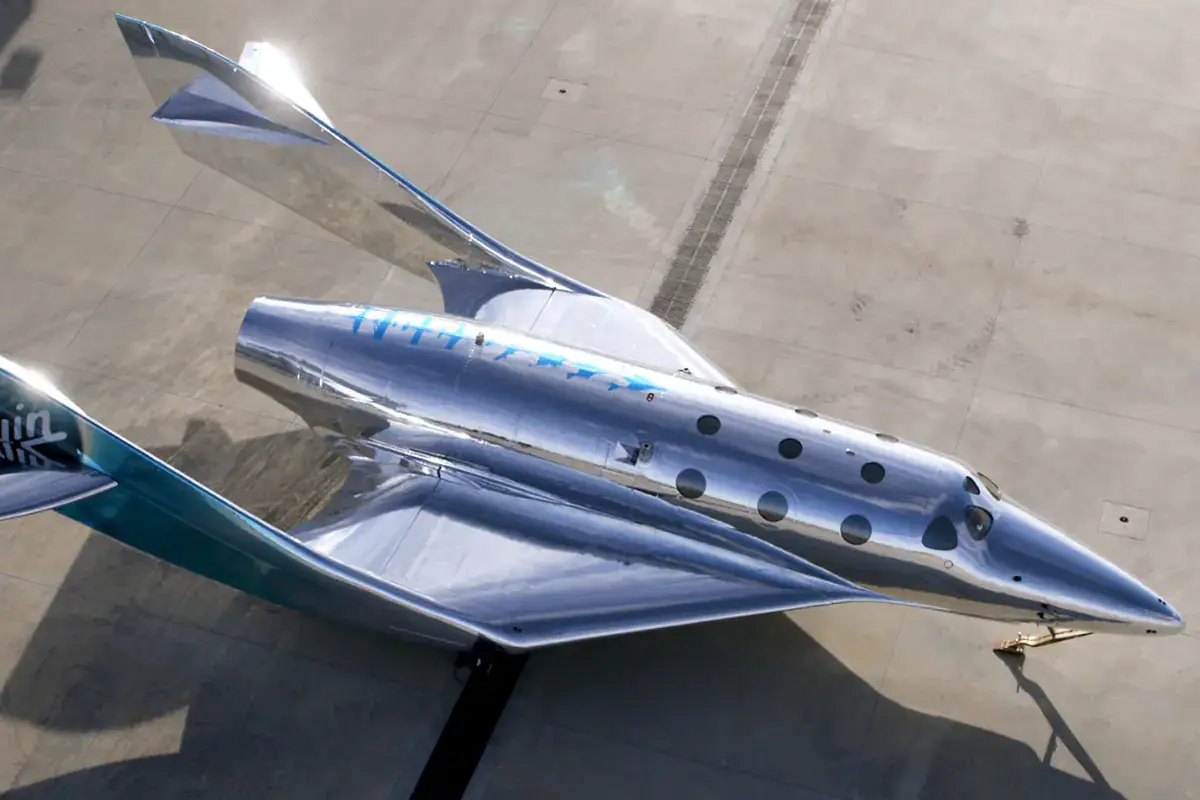 La navetta Unity di Virgin Galactic Richard Branson ce l'ha fatta: Virgin Galactic inaugura l'era dei viaggi nello spazio