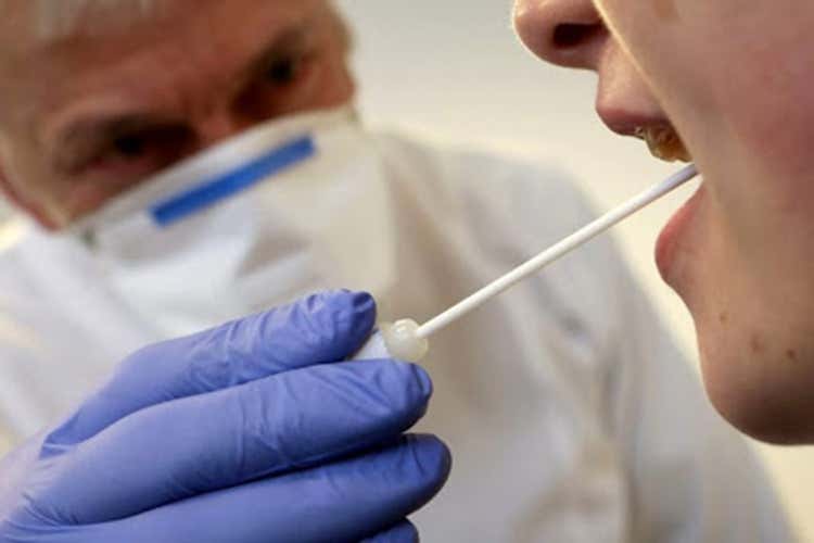 Già a inizio anno il covid era in Italia - Virus in Italia da gennaio Crisanti: Follia dire che sia sparito Già a inizio anno il covid era in Italia - Virus in Italia da gennaio Crisanti: Follia dire che sia sparito