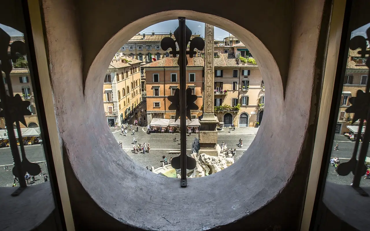 Vista dall'Executive Suite San Valentino alla scoperta delle storie d’amore nascoste tra le vie della Capitale