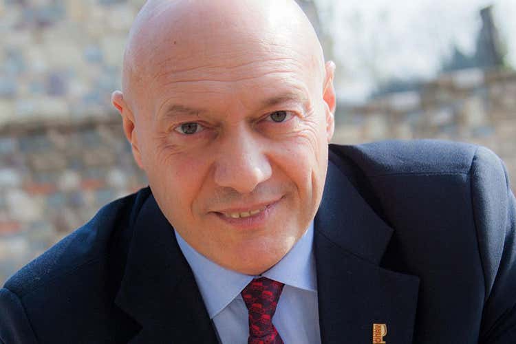 Vito Intini (Vito Intini e l'entusiasmo per il sondaggio «Amplia il raggio delle competenze»)