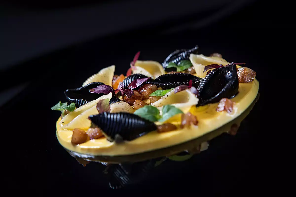 Vecchia Malcesine, la cucina e l’ironia di Leandro Luppi