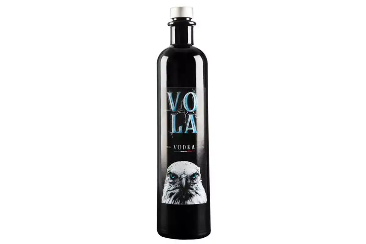 La vodka Vola Arriva Vola, la prima vodka prodotta in Abruzzo