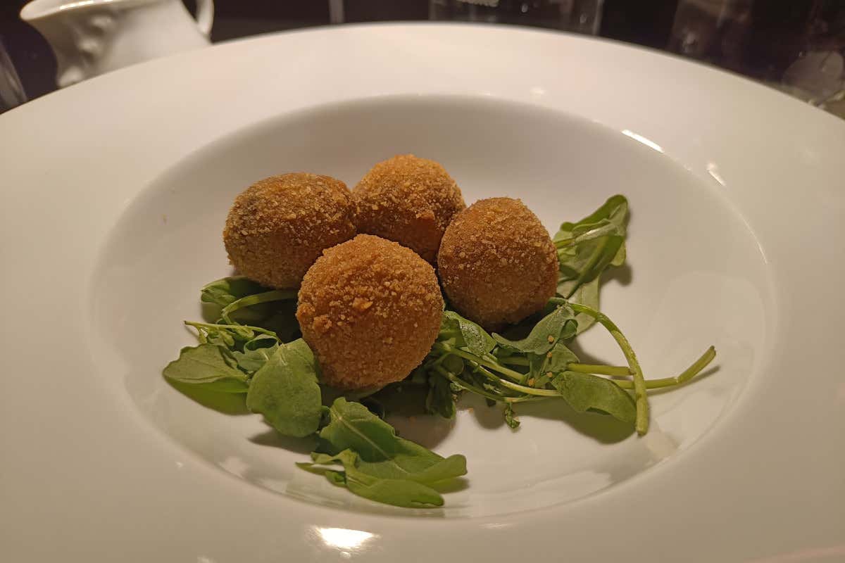 Mangiare nel cielo di Milano? Al Voya Rooftop, il locale più alto della città