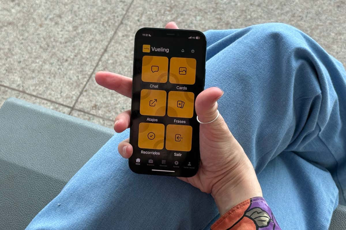 Vueling e l’app Háblalo: quando volare diventa davvero accessibile Arriva l’app che aiuta chi ha difficoltà di comunicazione a viaggiare in aereo