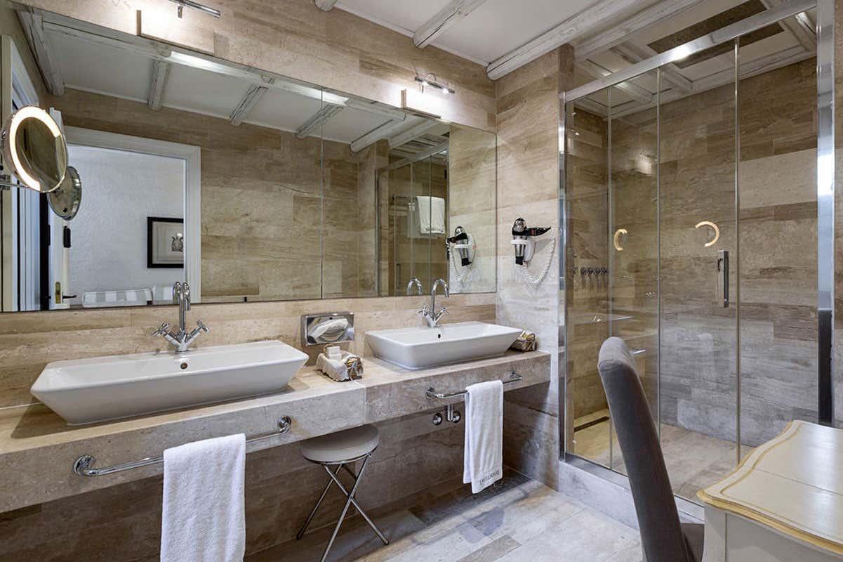 L'hotel 5 stelle riservato solo agli adulti nato da un carcere senza mura