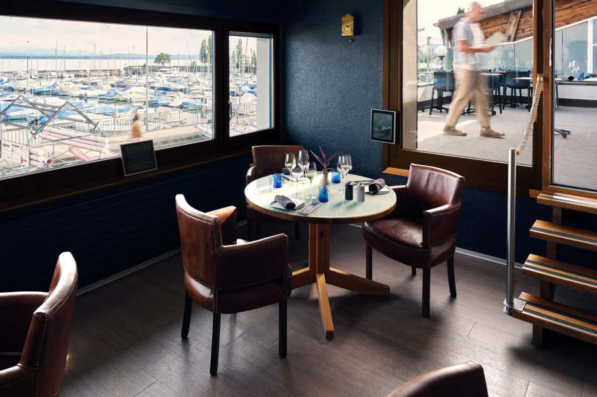 Scoprire Neuchâtel: dal lago agli orologi fino alla produzione di assenzio Scoprire Neuchâtel: dal lago agli orologi fino alla produzione di assenzio