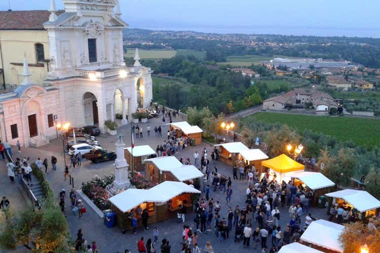 La Fiera del Vino del Garda è giunta alla 70ª edizione (Weekend del vino sul Garda All’onore Chiaretto e Groppello)