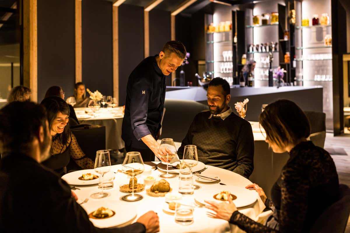 MaMesa, il fine dining in Alto Adige dove i piatti raccontano il mondo