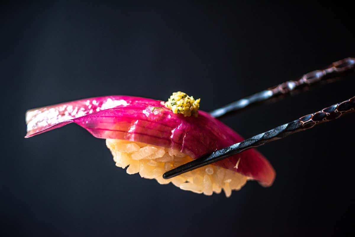 Con Solo Wicky Priyan racconta la sua storia gastronomica e culturale