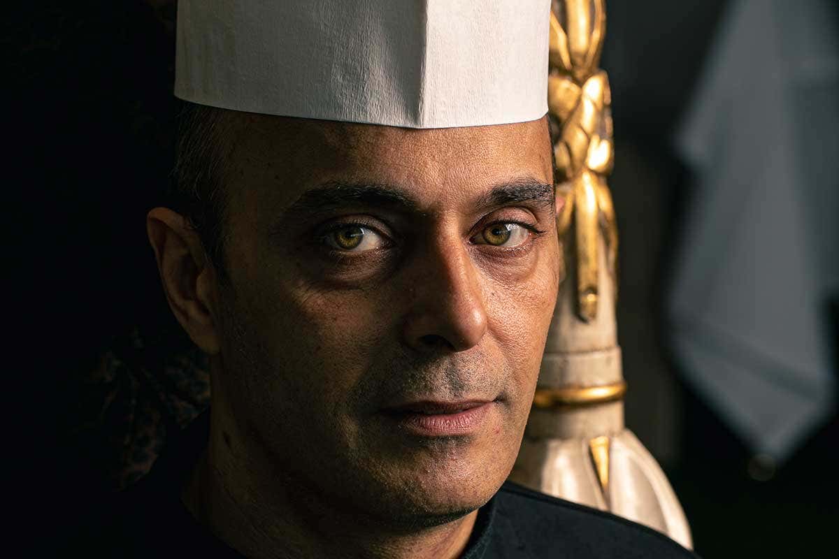 Il cuoco William Anzidei A Les Etoiles brilla la stella dell'accoglienza con la cucina circolare di William Anzidei Il cuoco William Anzidei A Les Etoiles brilla la stella dell'accoglienza con la cucina circolare di William Anzidei