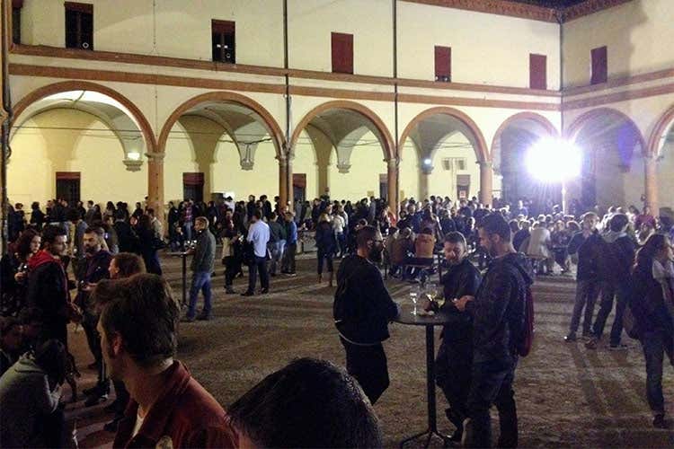 (Wine City Day a Bologna Degustazioni e incontri coi produttori) (Wine City Day a Bologna Degustazioni e incontri coi produttori)