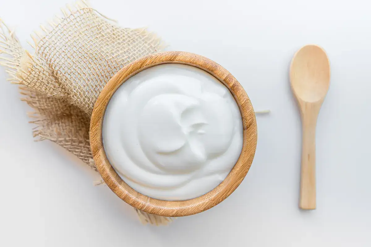 Lo yogurt &egrave; ricco di fermenti lattici Fermenti lattici, alleati fidati per la salute dell'intestino (ma non solo...)